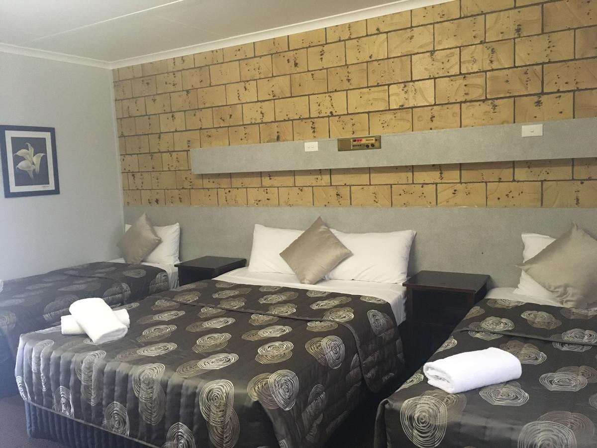 True Blue Motor Inn Rockhampton Εξωτερικό φωτογραφία