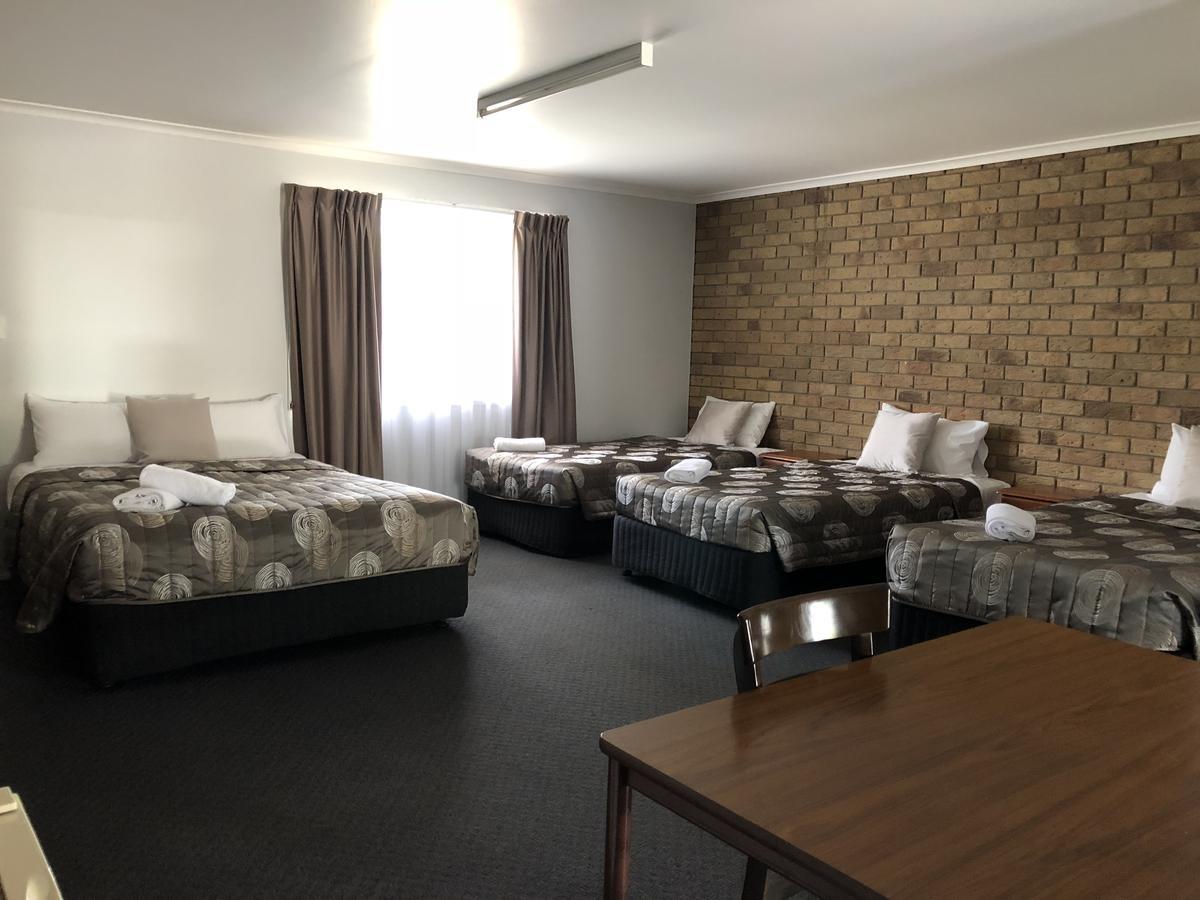 True Blue Motor Inn Rockhampton Εξωτερικό φωτογραφία