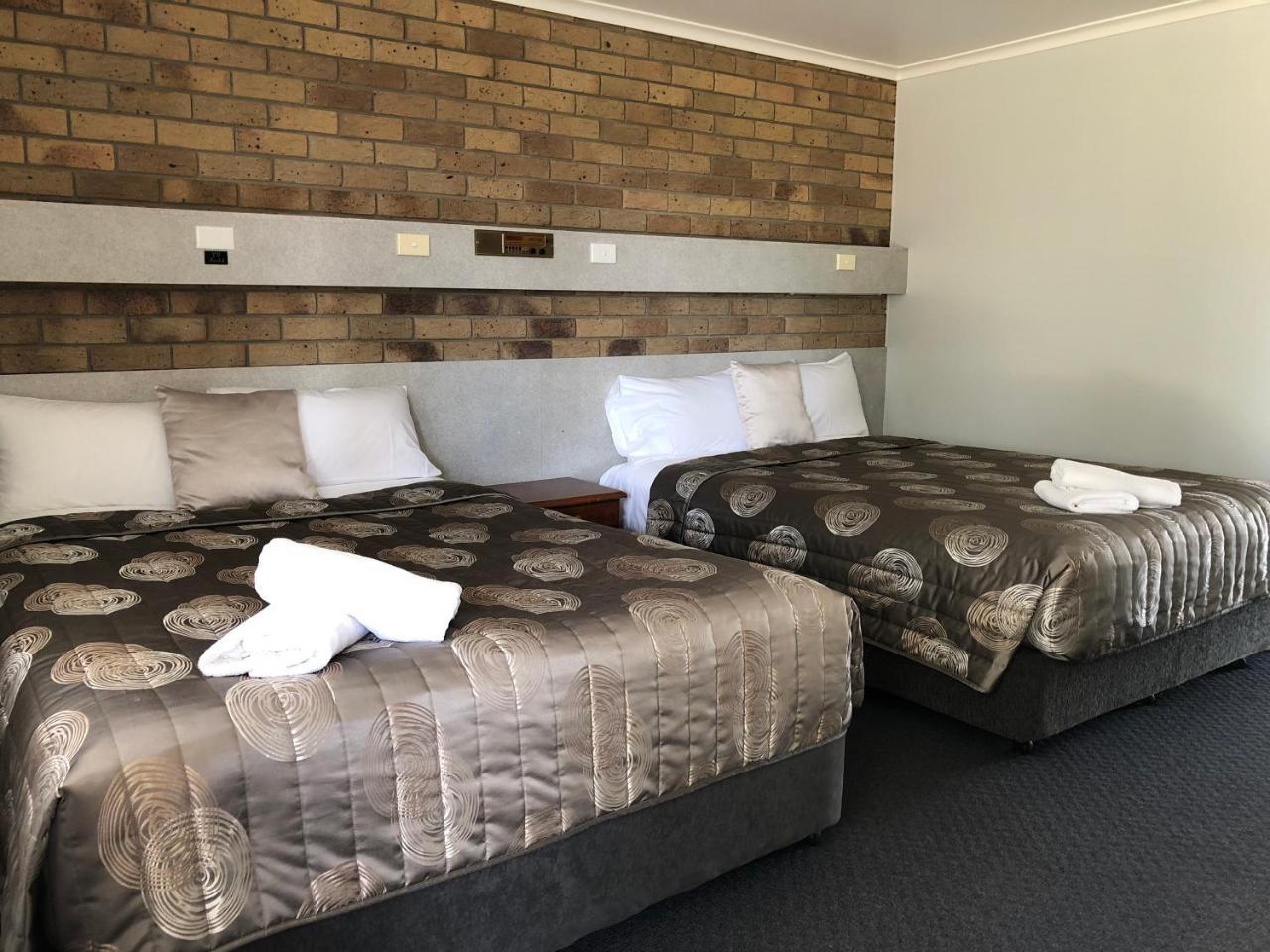True Blue Motor Inn Rockhampton Εξωτερικό φωτογραφία