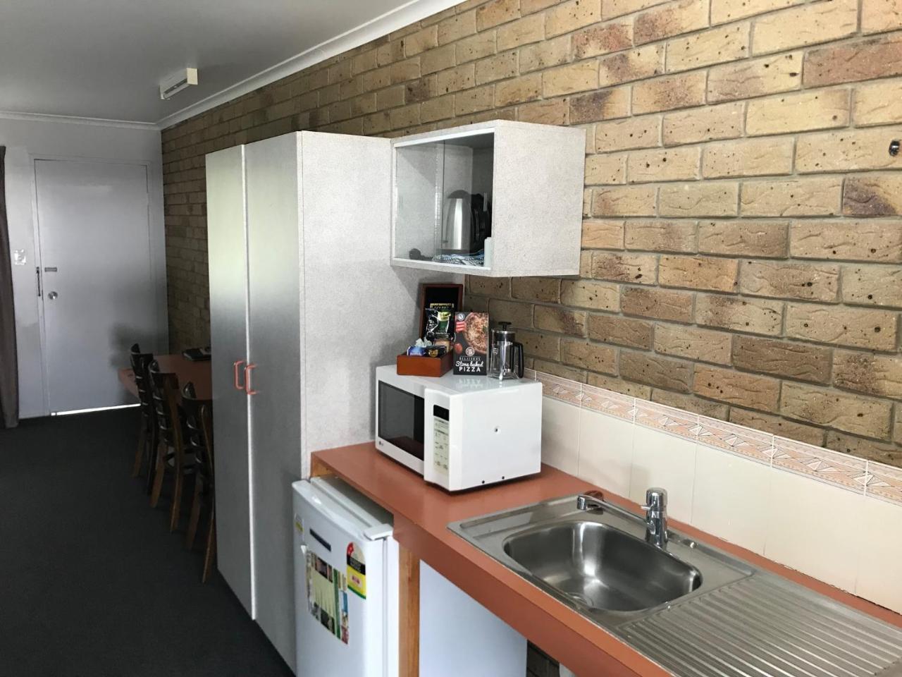 True Blue Motor Inn Rockhampton Εξωτερικό φωτογραφία